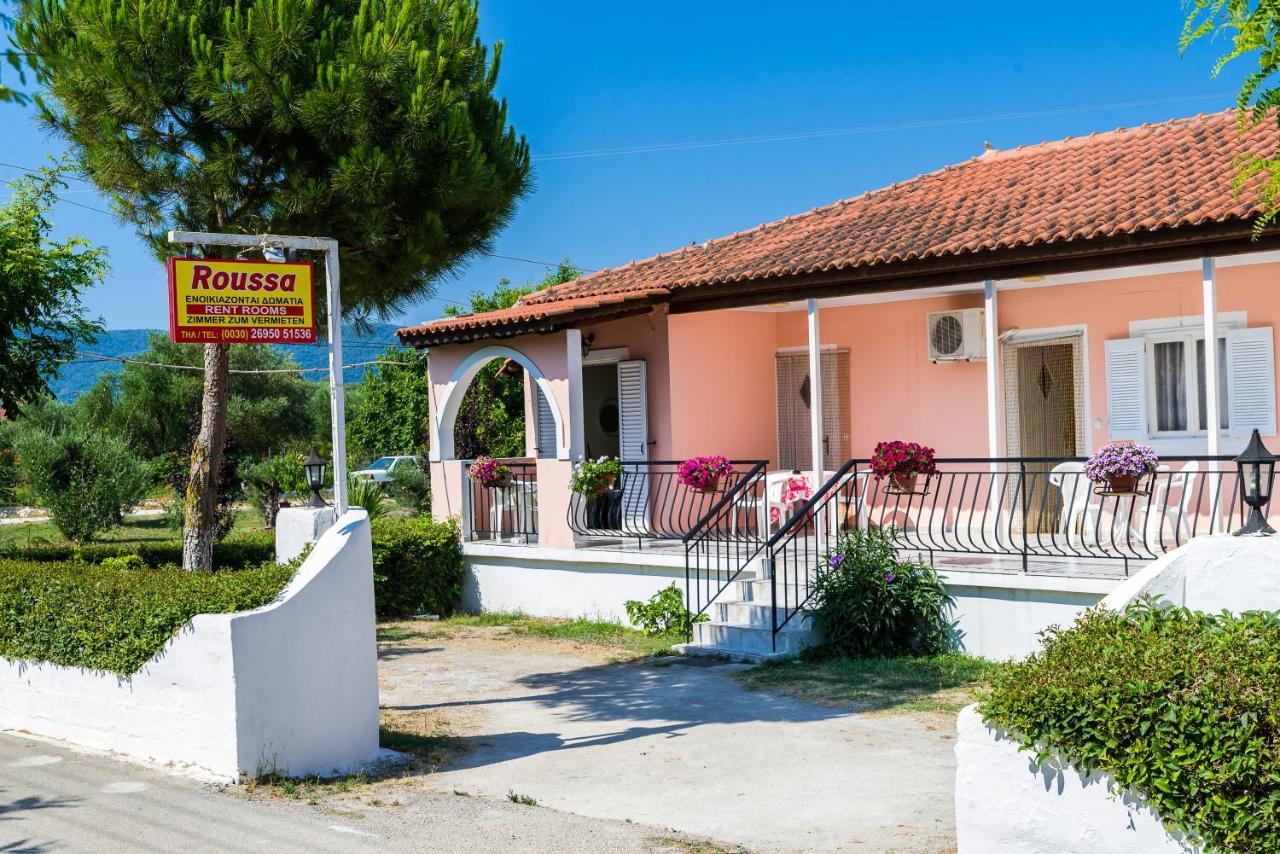Roussa'S Apartments Laganas Exteriér fotografie